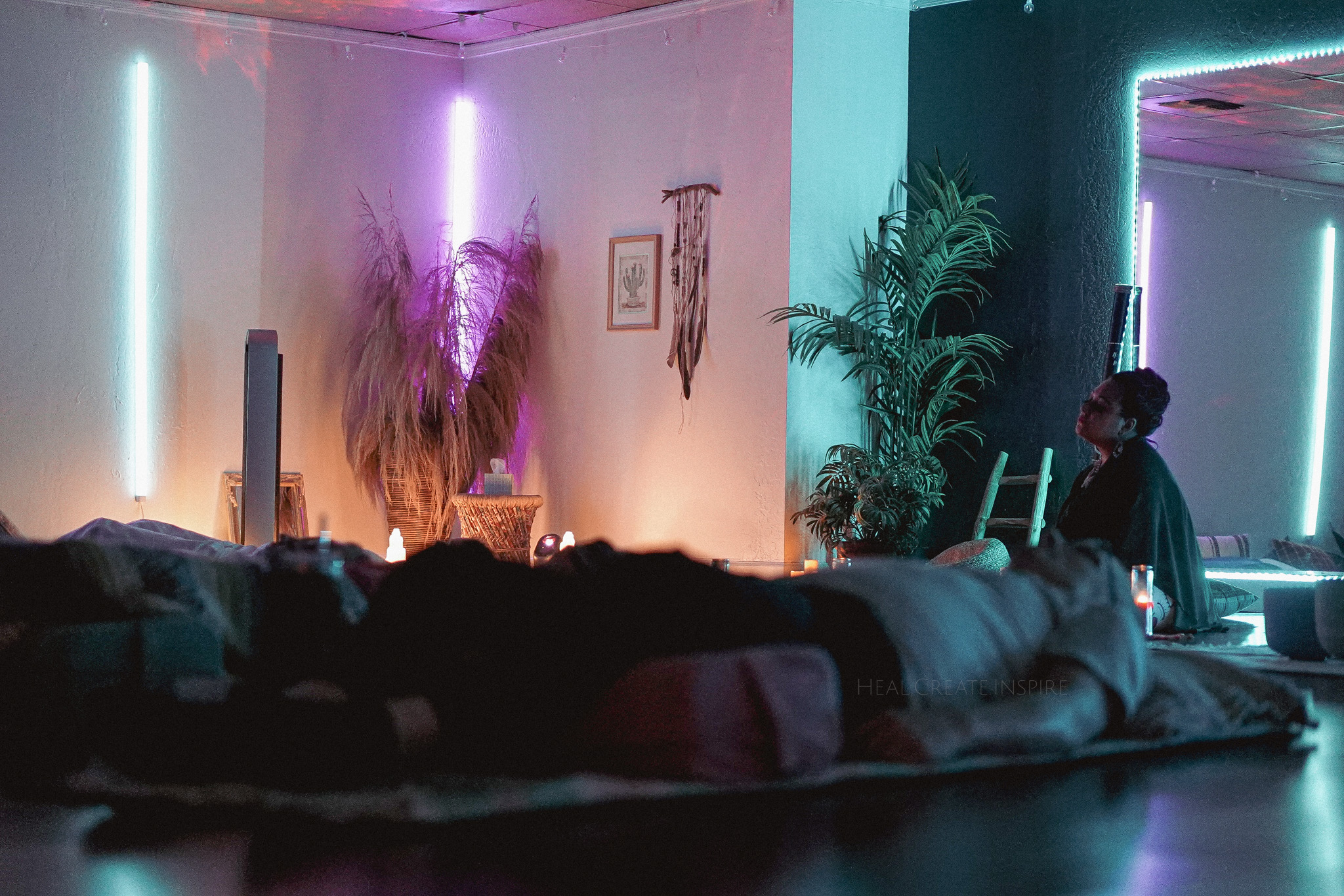 beginner-friendly meditation and mindfulness practice supporting self-awareness